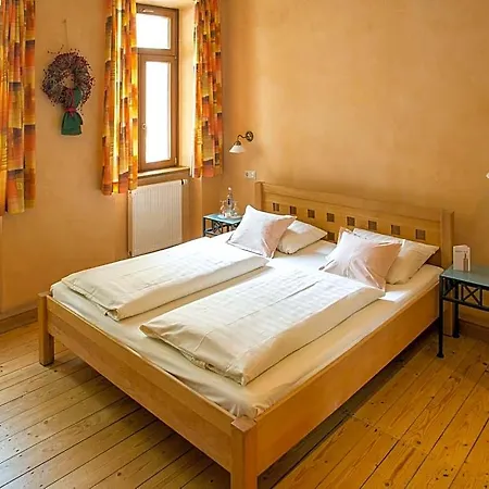 Der Espenhof Landhotel, Tagungshotel & Weingut 3* פלונהיים