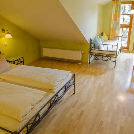Der Espenhof Landhotel, Tagungshotel & Weingut מלון